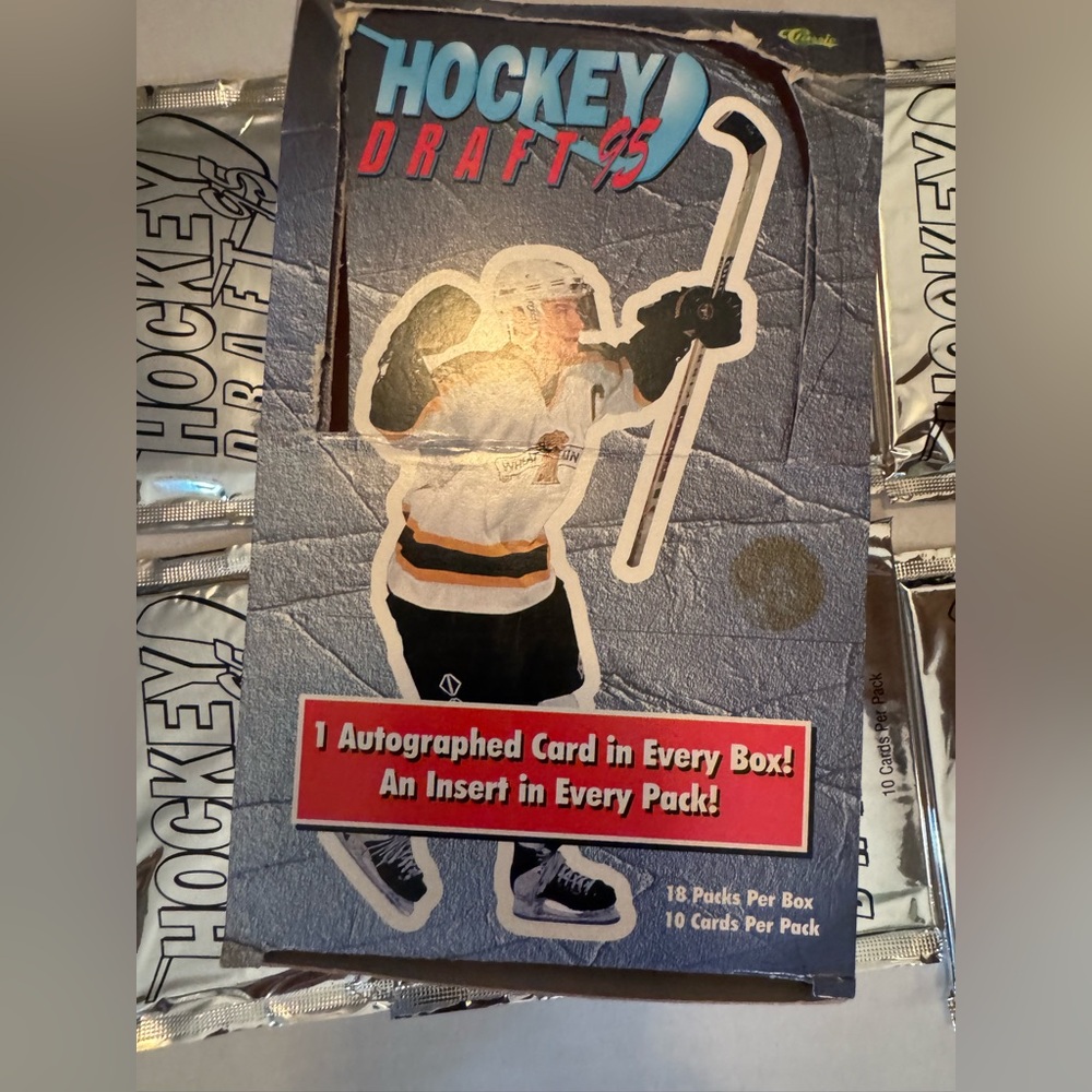 1995 Classic 15 New Packs Draft Hockey Trading Cards